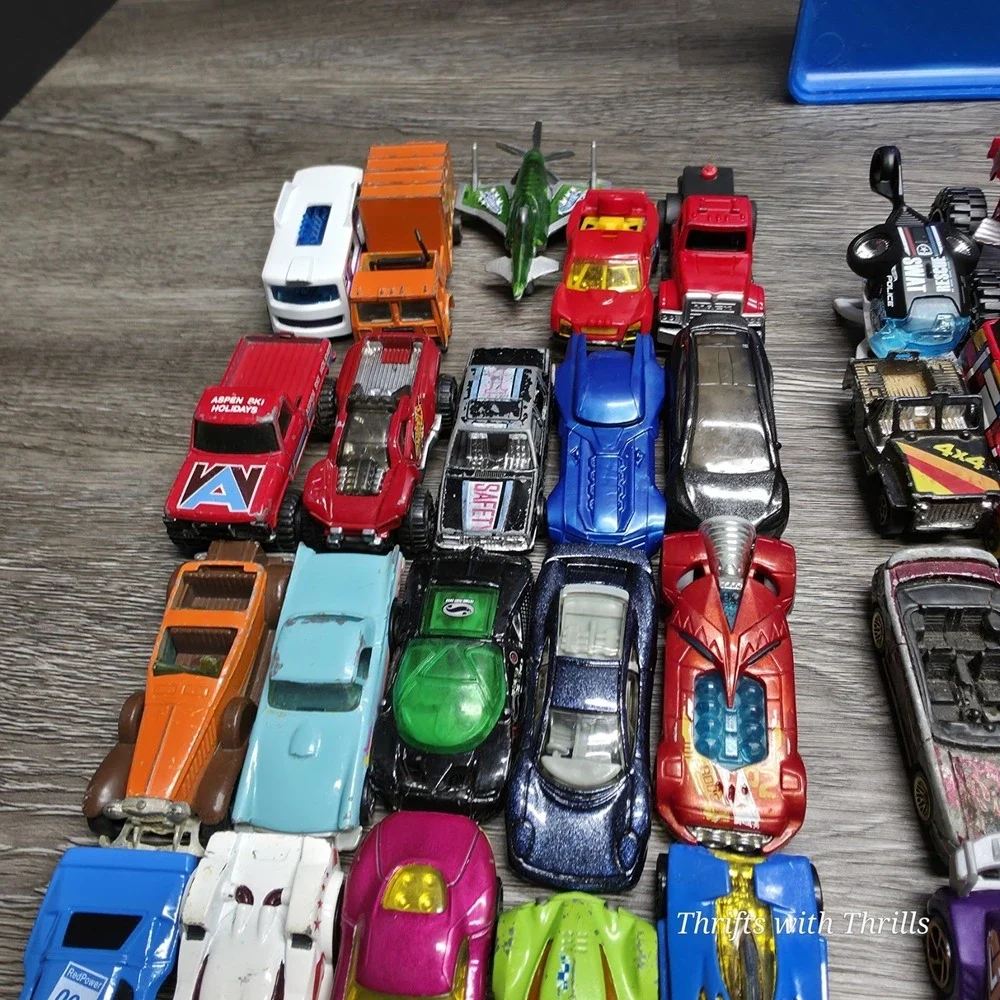 Huge 148 Hotwheels Matchbox And More Diecast Cars Bundle With Carrying Case